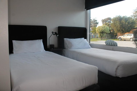 Rochester Motel - Australia Accommodation 2