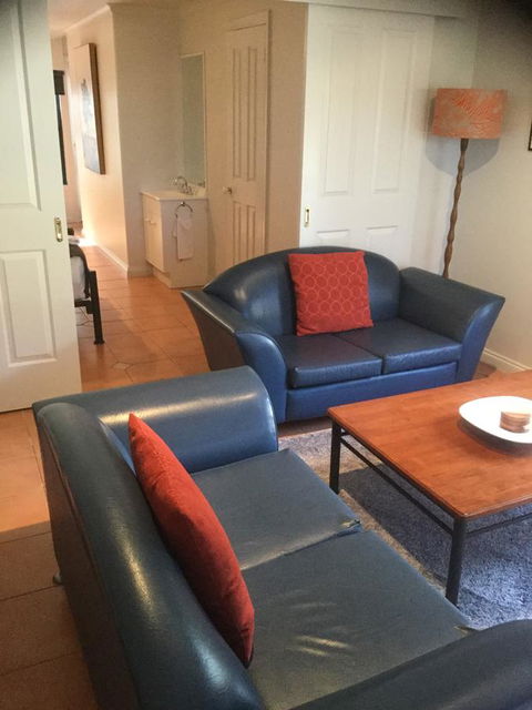 At The Beach Apartments - Australia Accommodation 12