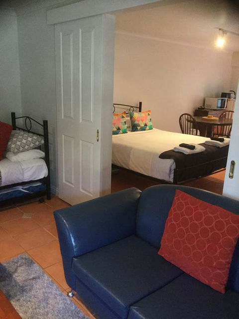 At The Beach Apartments - Australia Accommodation 14