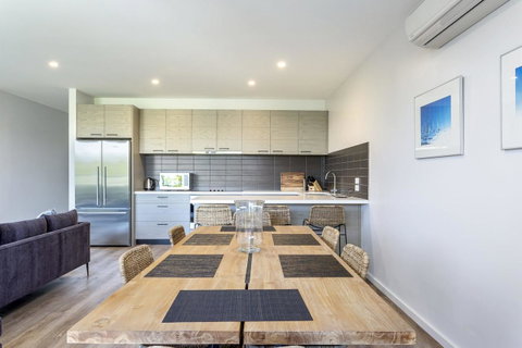 Blairgowrie Apartment 2 - On The Beach - Australia Accommodation 2