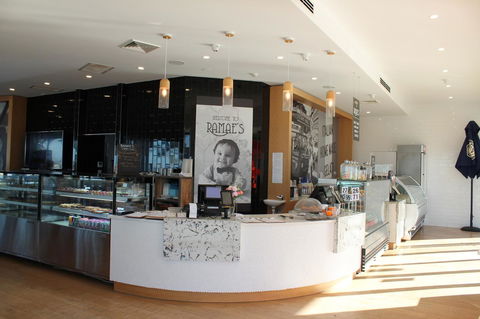 Waterfront Apt 234 Marinaquays - Australia Accommodation 4