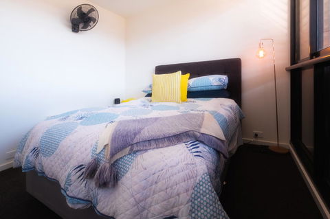 Waterfront Apt 234 Marinaquays - Australia Accommodation 18