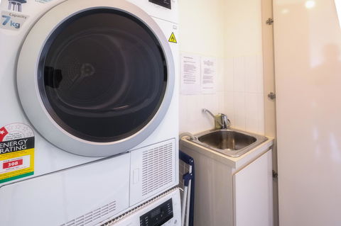 Waterfront Apt 234 Marinaquays - Australia Accommodation 30