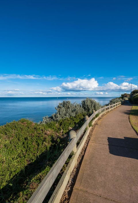 Waterfront Apt 234 Marinaquays - Australia Accommodation 33