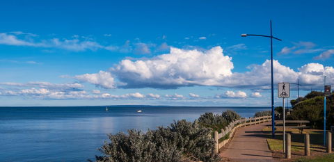 Waterfront Apt 234 Marinaquays - Australia Accommodation 35