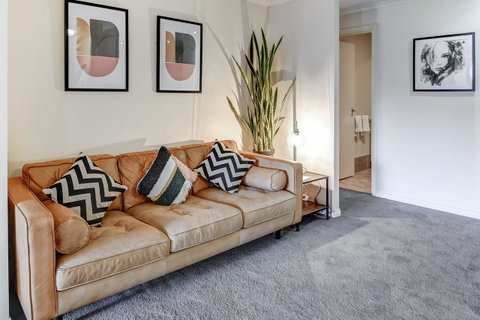Southbank Tower Apartments - Australia Accommodation 4