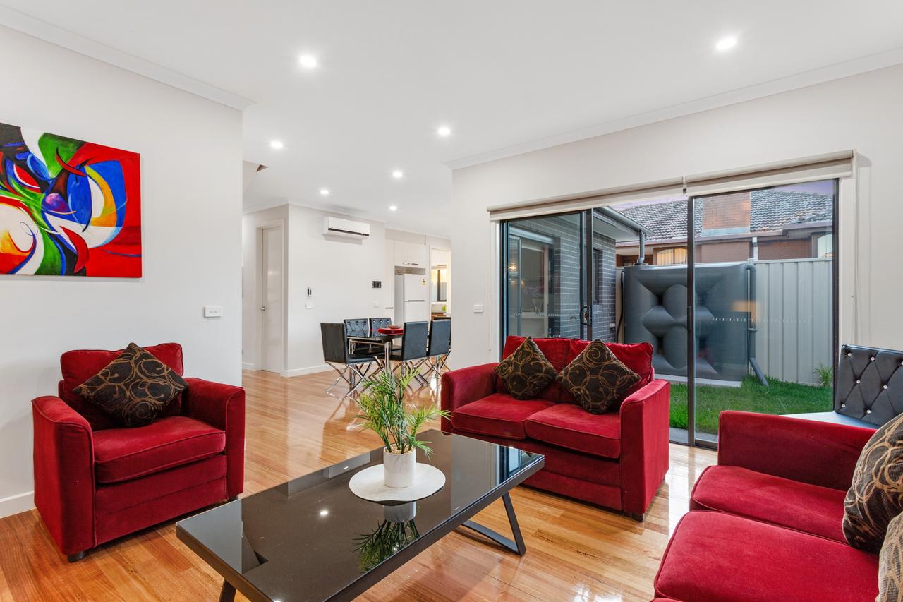 St Albans VIC Australia Accommodation