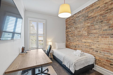 Work Sleep Live Melbourne - Australia Accommodation 6