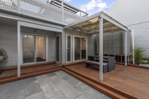 Work Sleep Live Melbourne - Australia Accommodation 13