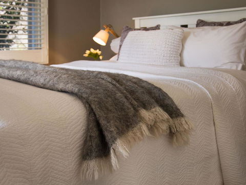 Green Gully House - Australia Accommodation 9