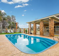 Hybiscus Waterfront Apartments - Australia Accommodation