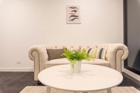 Astrina 2 Bed 2 Bath Apartment - Australia Accommodation 2