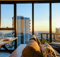 Deluxe Sea Views Apartment - Australia Accommodation