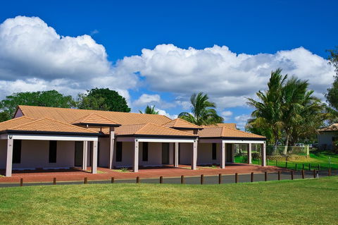 Coral Cove Resort - Australia Accommodation 13