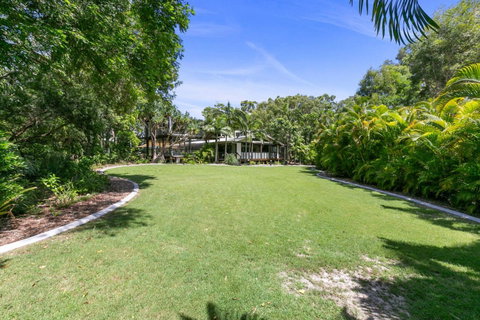 Coloured Sands - Rainbow Beach Resort - 5 Mins To Beach - Australia Accommodation 21
