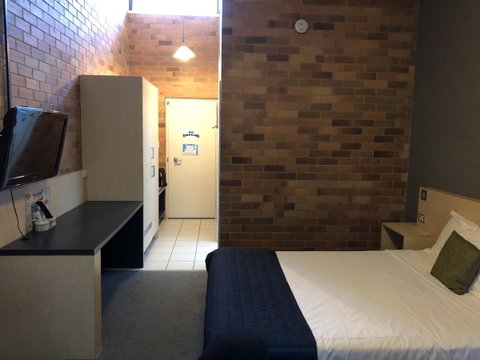 Bribie Island Hotel - Australia Accommodation 3