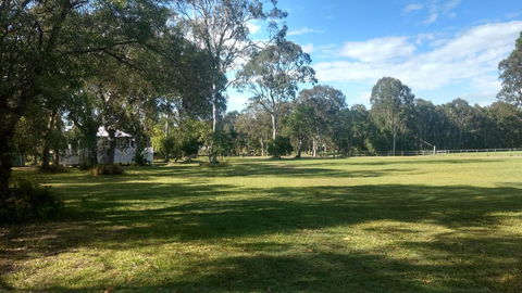Lake Weyba Noosa Lodge & Kangaroos - Australia Accommodation 32