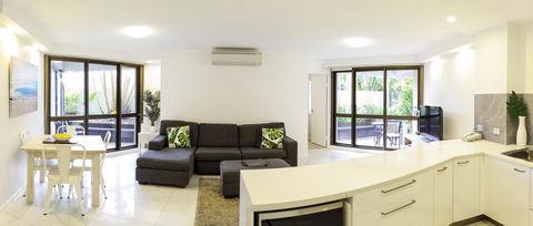 Ocean Breeze Resort - Australia Accommodation 11