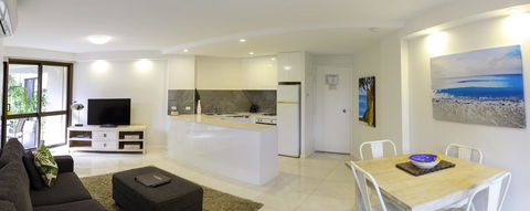 Ocean Breeze Resort - Australia Accommodation 12