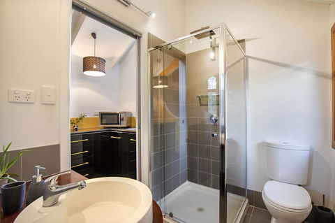 Airlie Beach Eco Cabins - Adults Only - Australia Accommodation 30