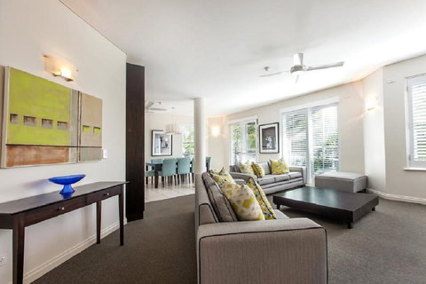 Emerald Noosa - Australia Accommodation 7