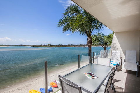 Noosa Harbour Resort - Australia Accommodation 3