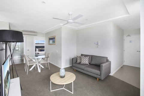 Direct Collective - Sea Breeze Mooloolaba - Australia Accommodation 22