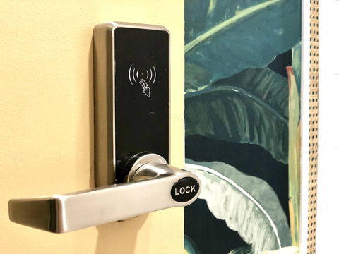 NOMAD - Luxe Apartment - Australia Accommodation 14