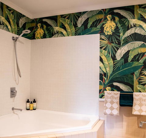 NOMAD - Luxe Apartment - Australia Accommodation 11