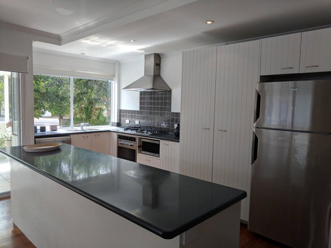 Sobraon ST - Australia Accommodation 9