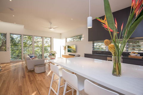 The Hastings Beach Houses - Australia Accommodation 28
