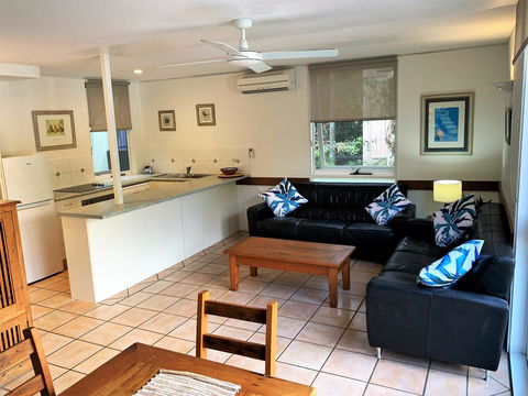 The Hastings Beach Houses - Australia Accommodation 10