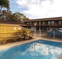 Twin Pines Motel - Australia Accommodation