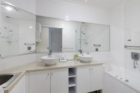 Noosa Shores Resort - Australia Accommodation 16