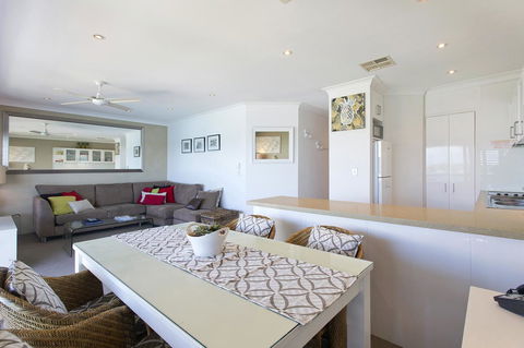 Noosa Shores Resort - Australia Accommodation 23