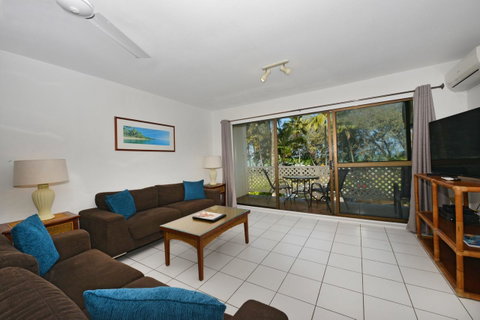 Seascape Holidays At Beachfront Terraces - Australia Accommodation 4