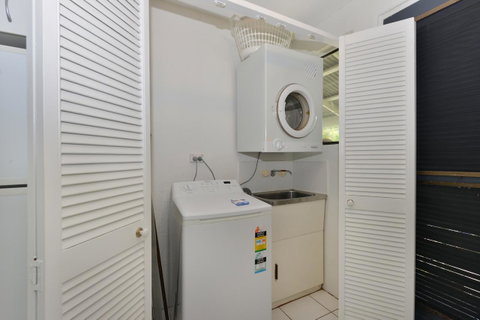 Seascape Holidays At Beachfront Terraces - Australia Accommodation 16