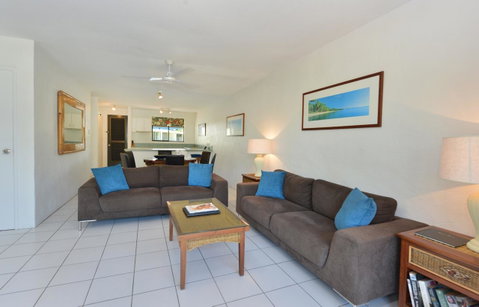 Seascape Holidays At Beachfront Terraces - Australia Accommodation 10