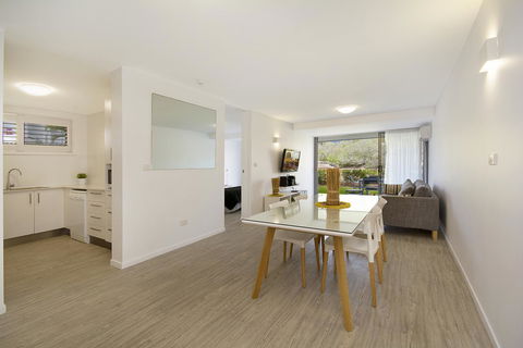 Jacaranda Noosa - Australia Accommodation 12