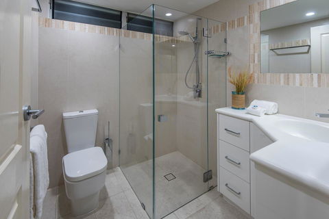 Beach Lodges - Australia Accommodation 41