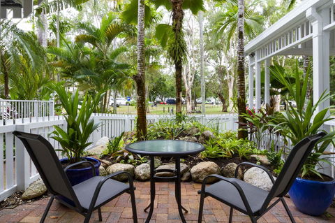 The White House Port Douglas - Australia Accommodation 9