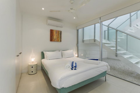 Pool Resort Port Douglas - Australia Accommodation 23