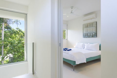 Pool Resort Port Douglas - Australia Accommodation 24
