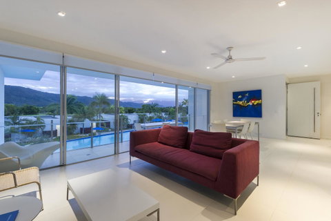 Pool Resort Port Douglas - Australia Accommodation 17