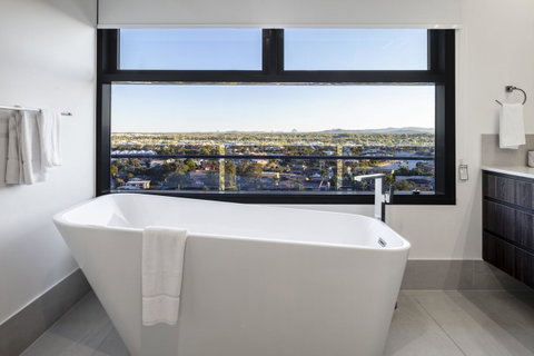 First Light Mooloolaba, Ascend Hotel Collection - Australia Accommodation 4
