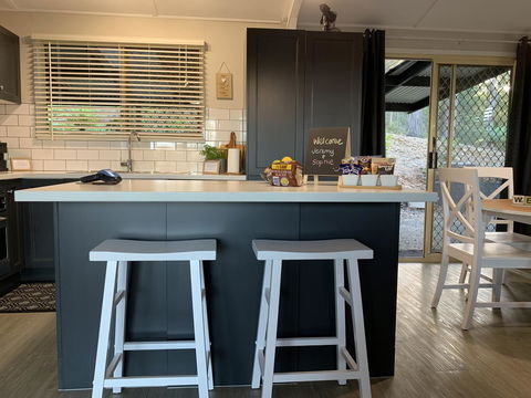 Bed & Breakfast 1 Bedroom Guest House - Australia Accommodation 12