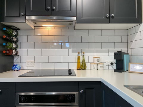 Bed & Breakfast 1 Bedroom Guest House - Australia Accommodation 11