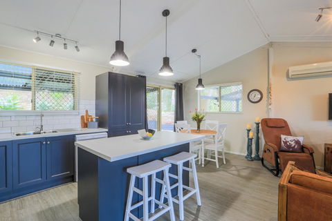 Bed & Breakfast 1 Bedroom Guest House - Australia Accommodation 9