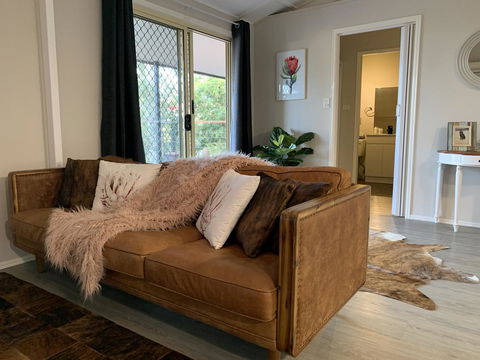 Bed & Breakfast 1 Bedroom Guest House - Australia Accommodation 27