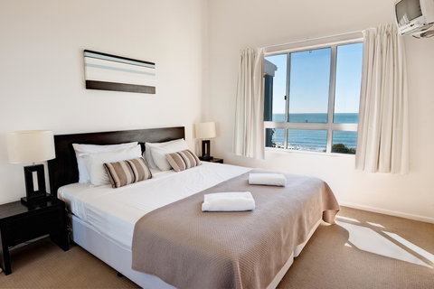 The Point Resort - Australia Accommodation 9